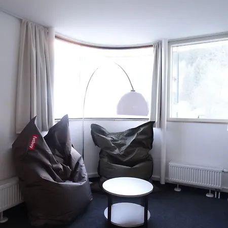 Omyxl * Інсбрук