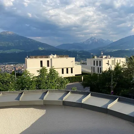 Appartement Holidayhome Omyxl Innsbruck